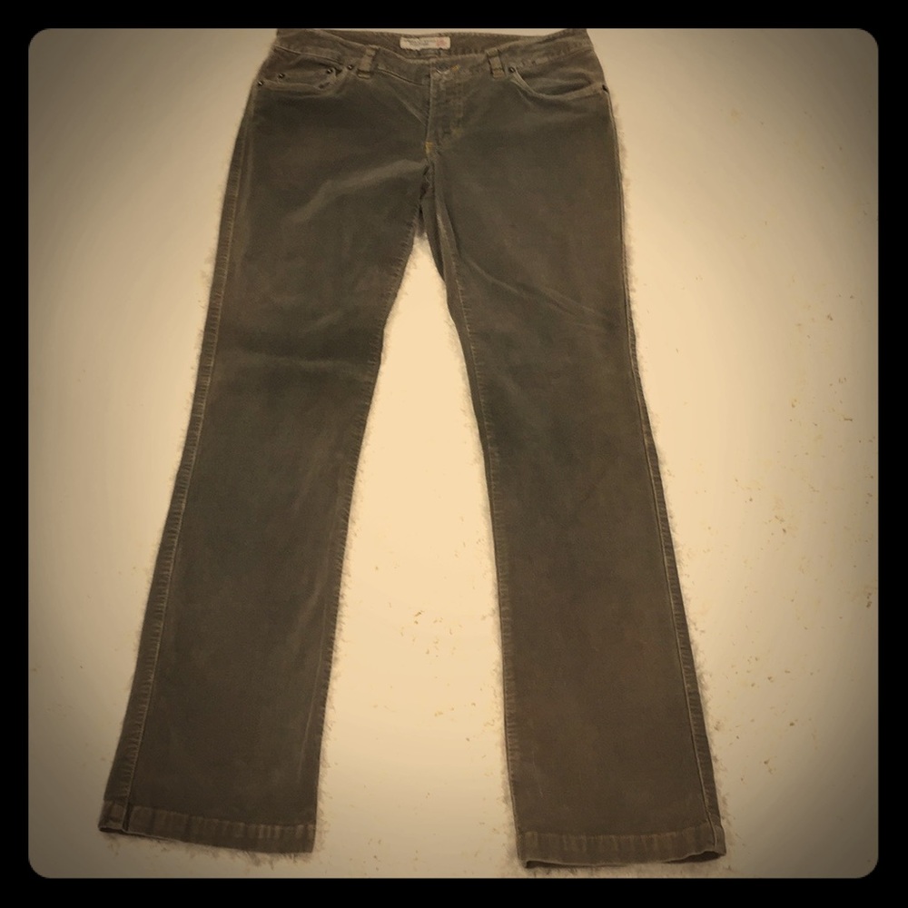 American Eagle Olive Corduroy Pants, Size 6 🖤